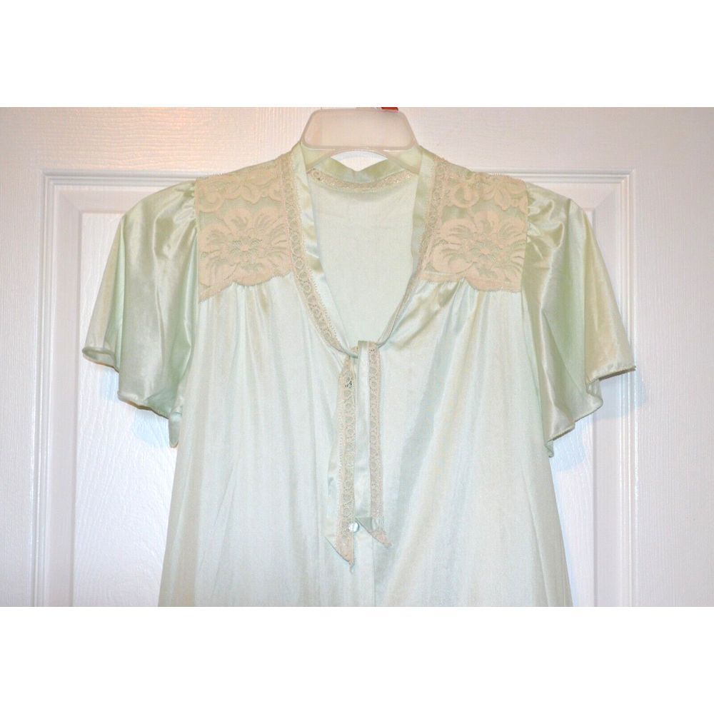 Vintage Gilead Long Maxi Green Nightgown Women's Size Small Button Front w/ Lace